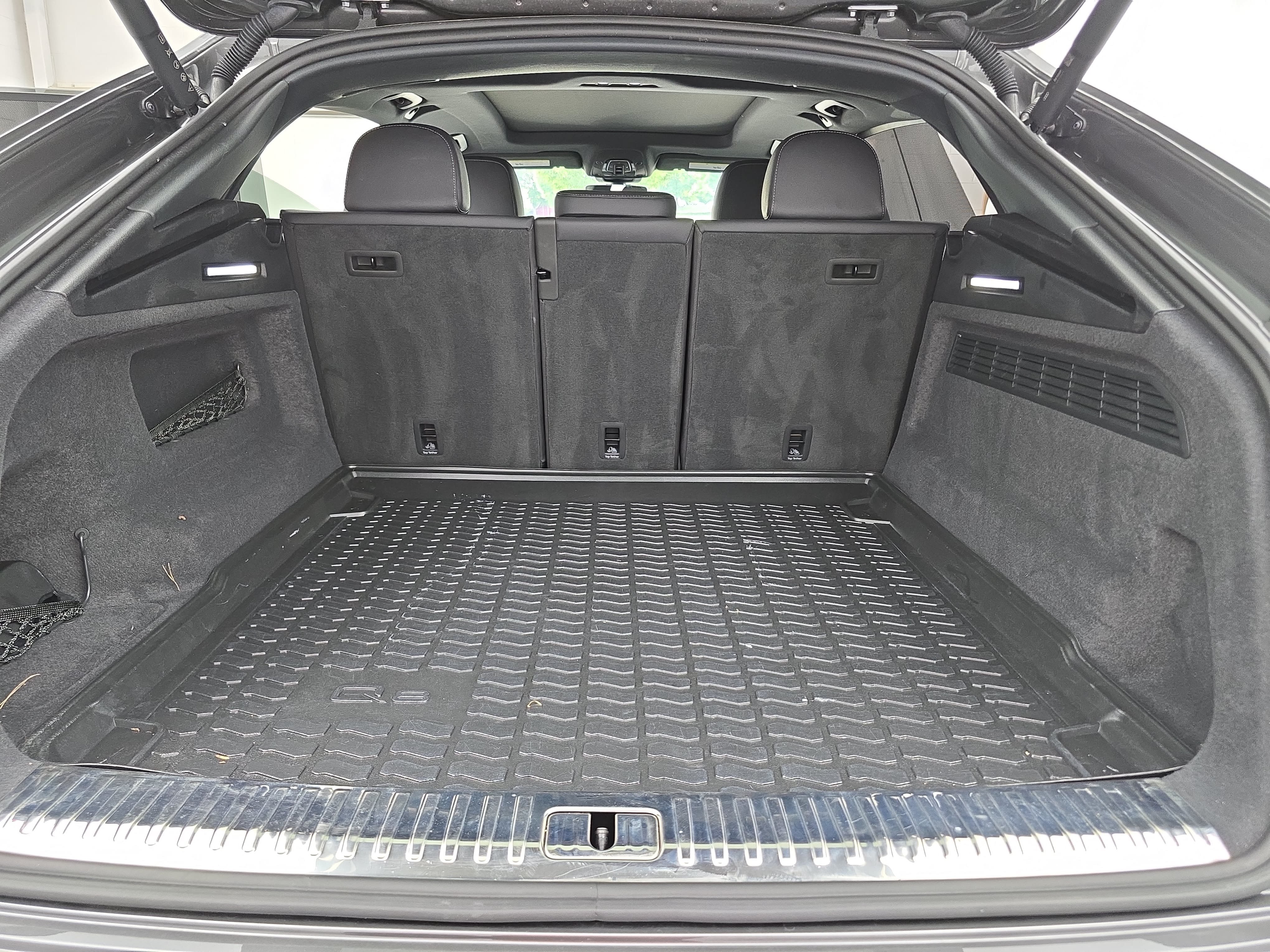 Used 2024 Audi Q8 Premium Plus AWD/4WD image 12
