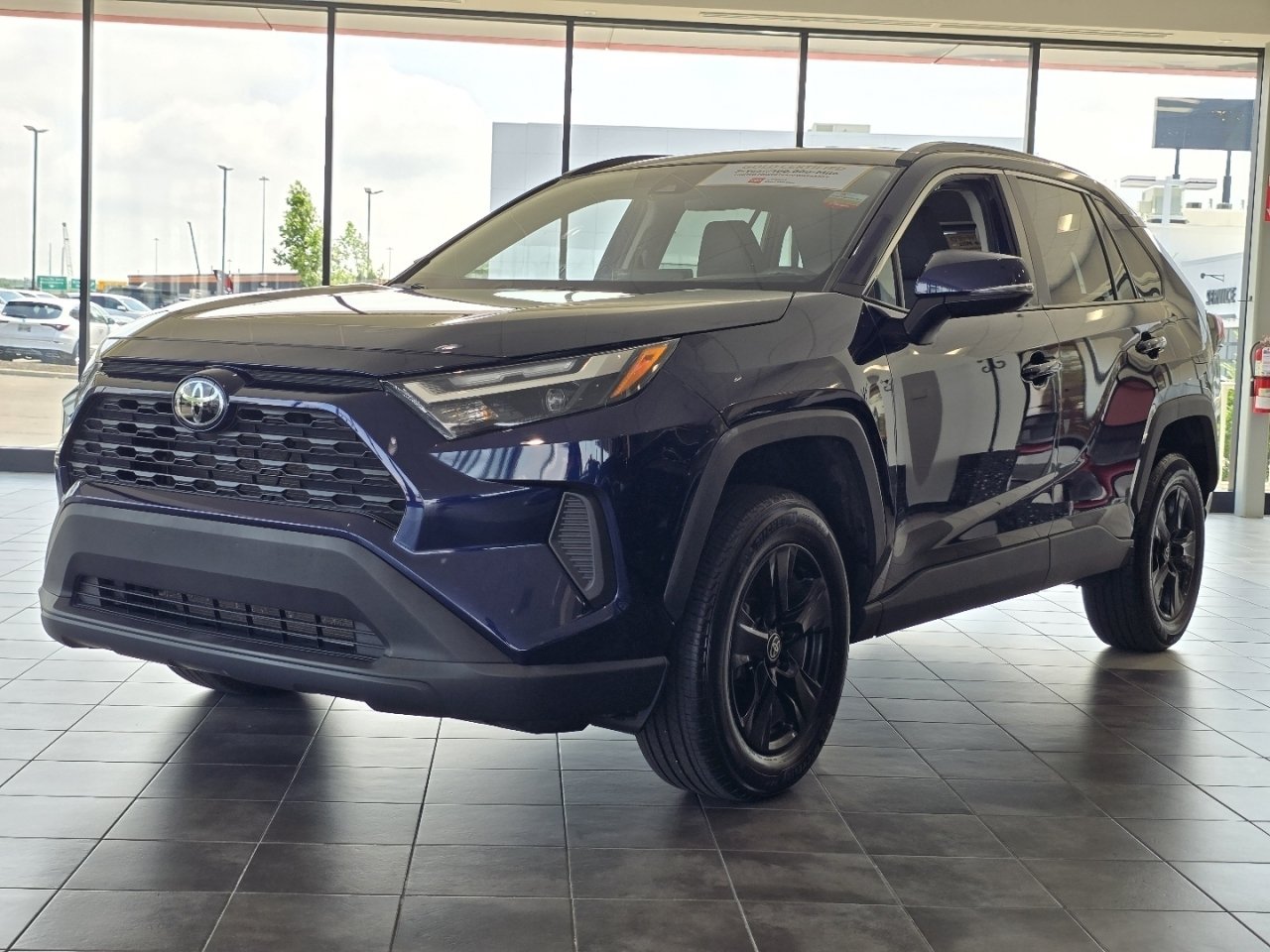 Used 2024 Toyota RAV4 XLE AWD/4WD image 10