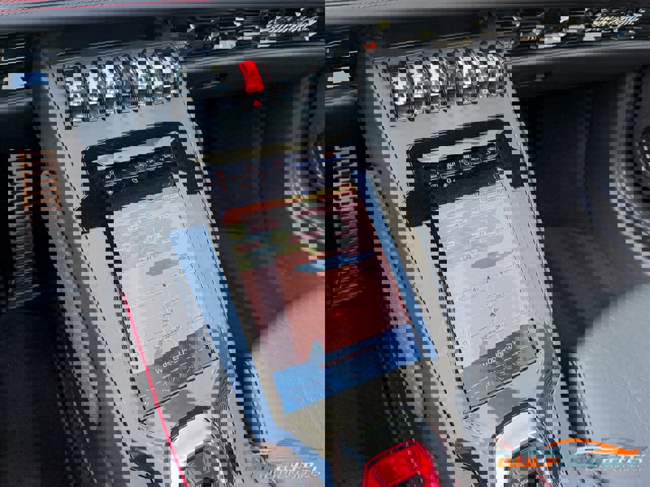 Used 2020 Lamborghini Huracan EVO image 18