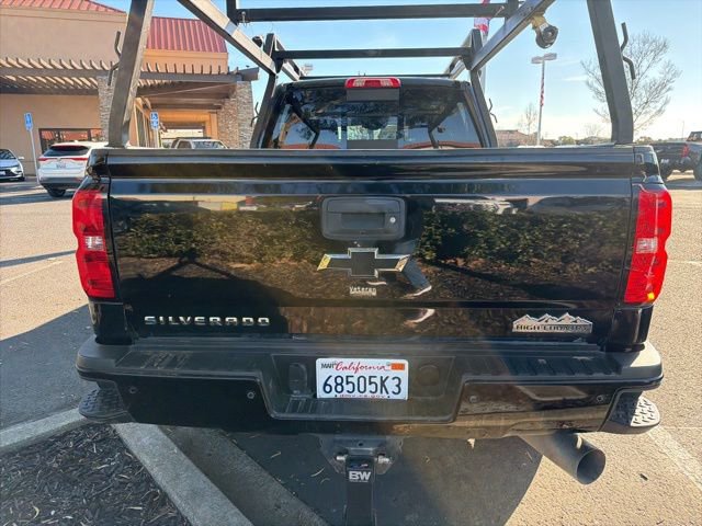 Used 2018 Chevrolet Silverado 2500 High Country w/ Duramax Plus Package image 10