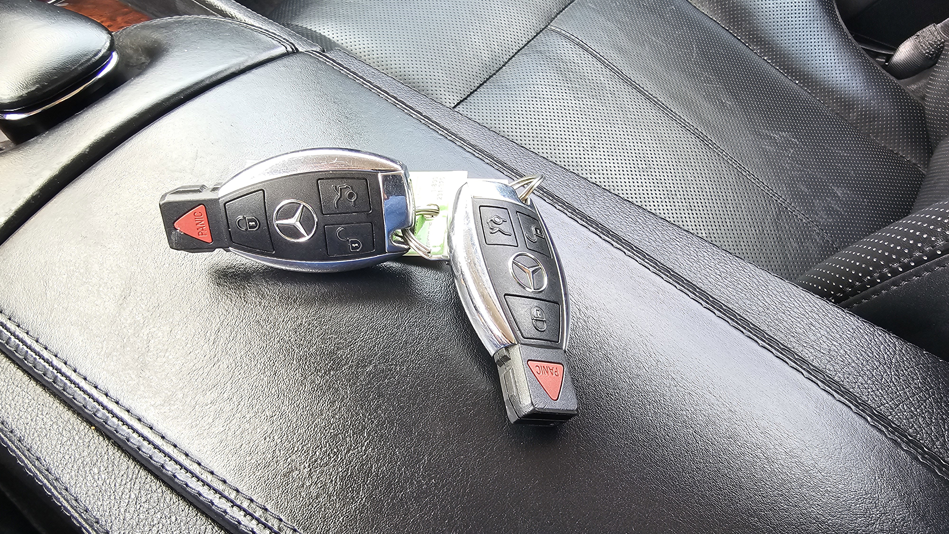 Used 2012 Mercedes-Benz CL 550 4MATIC w/ Sport Pkg image 27