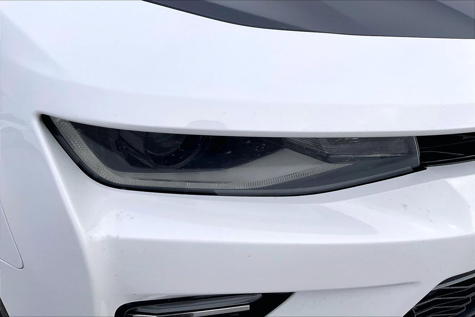 Used 2018 Chevrolet Camaro SS image 29