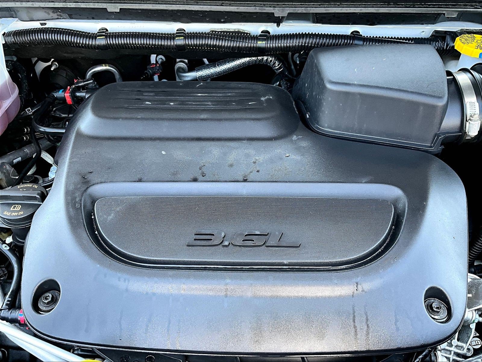 Used 2026 Chrysler Pacifica Limited w/ S Appearance Package FWD image 31