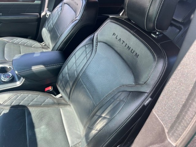 Used 2018 Ford Explorer Platinum image 24