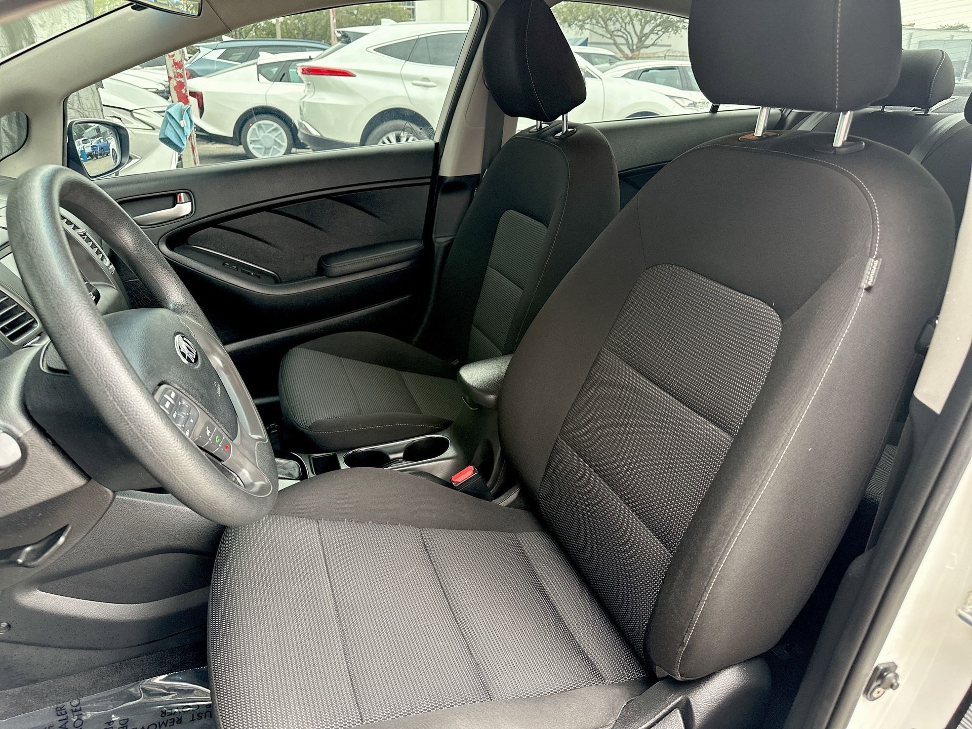 Used 2018 Kia Forte LX image 13