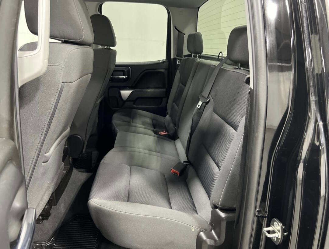 Used 2019 Chevrolet Silverado 1500 LT w/ All Star Edition AWD/4WD image 8