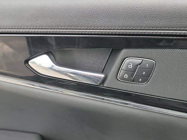 Certified 2023 Lincoln Nautilus AWD w/ Premium Package image 16