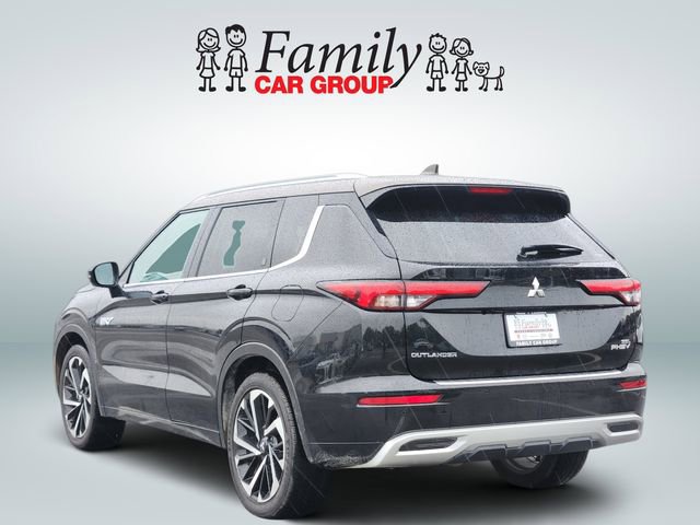 Used 2023 Mitsubishi Outlander SEL AWD/4WD image 3