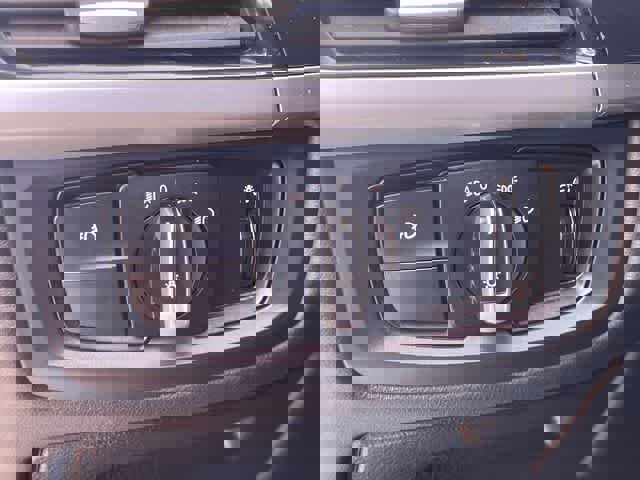 Used 2018 BMW X5 xDrive35i w/ Driving Assistance Package image 29