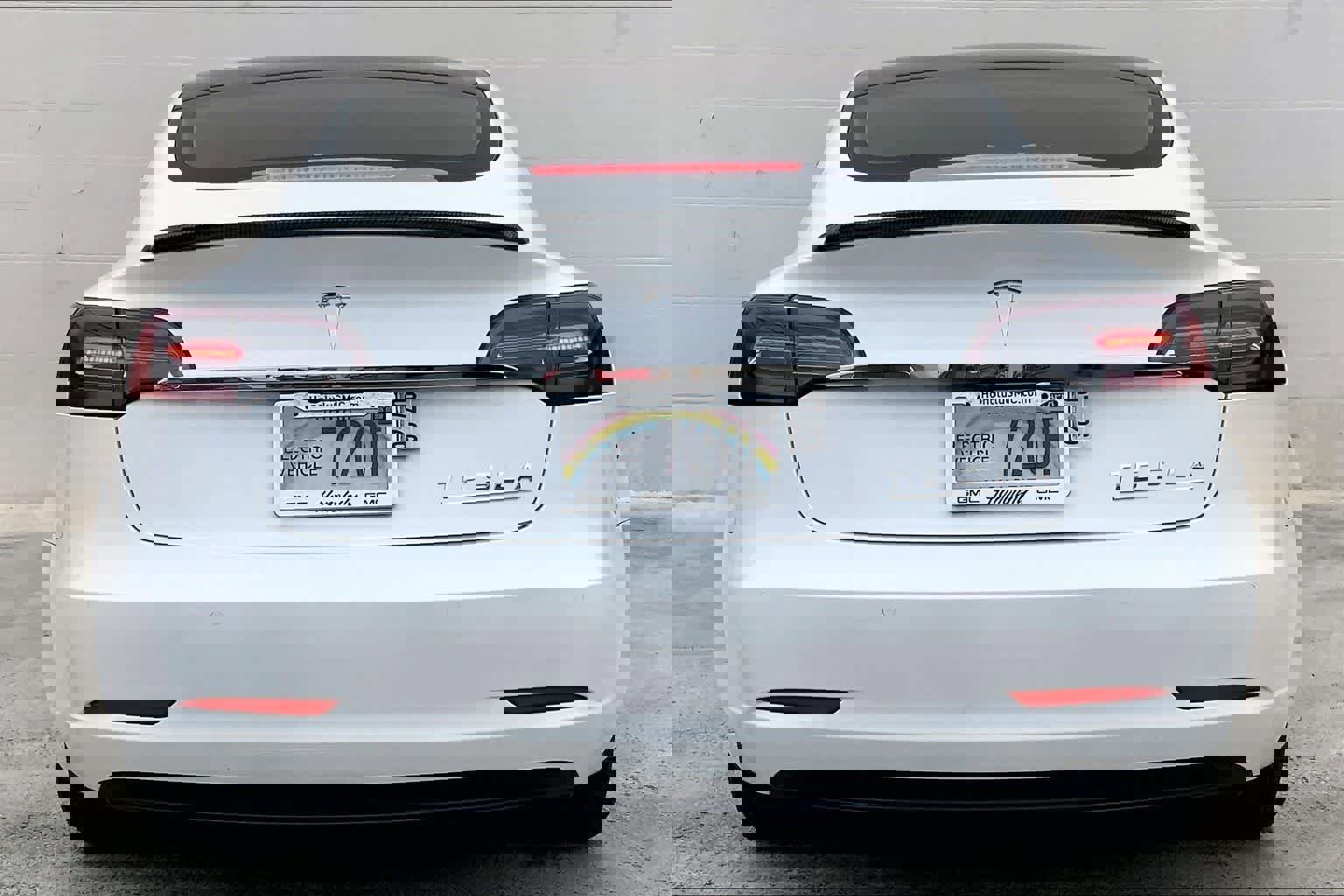 Used 2019 Tesla Model 3 Mid Range image 6