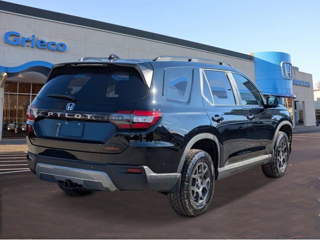 New 2026 Honda Pilot TrailSport image 5