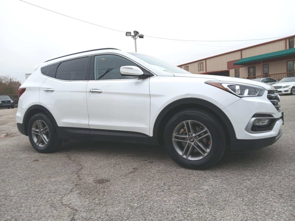 Used 2018 Hyundai Santa Fe Sport image 3