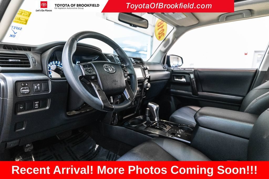 Used 2018 Toyota 4Runner TRD Off-Road Premium AWD/4WD image 3