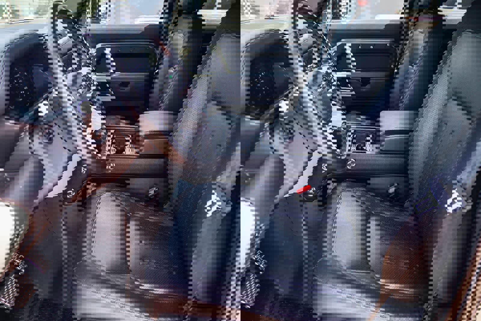 Used 2021 Land Rover Defender 110 X-Dynamic HSE AWD/4WD image 19