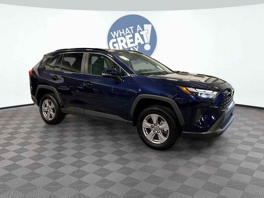 Used 2024 Toyota RAV4 XLE image 3