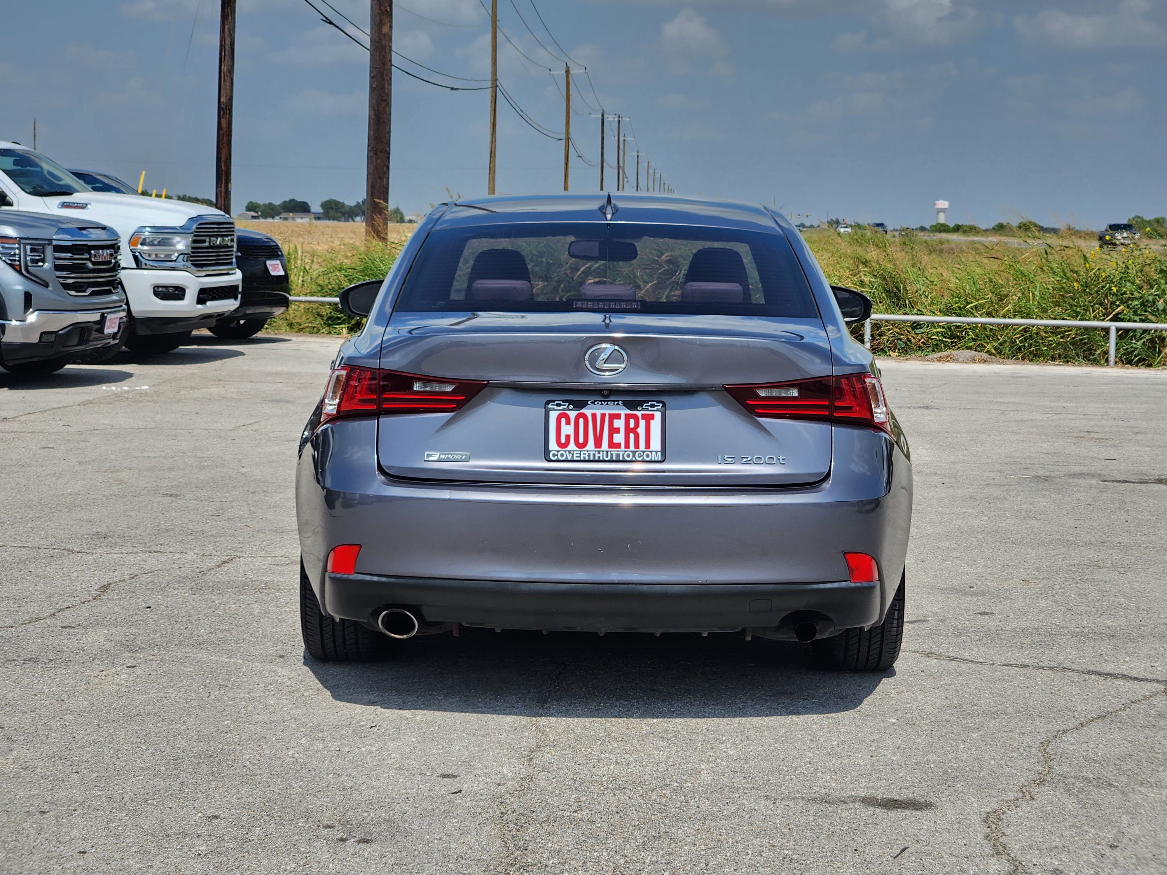 Used 2016 Lexus IS 200t w/ F Sport Package RWD image 6