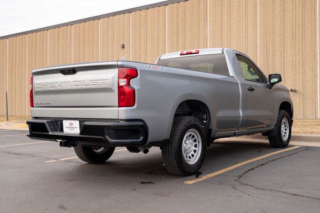 Used 2026 Chevrolet Silverado 1500 W/T w/ WT Value Package image 9
