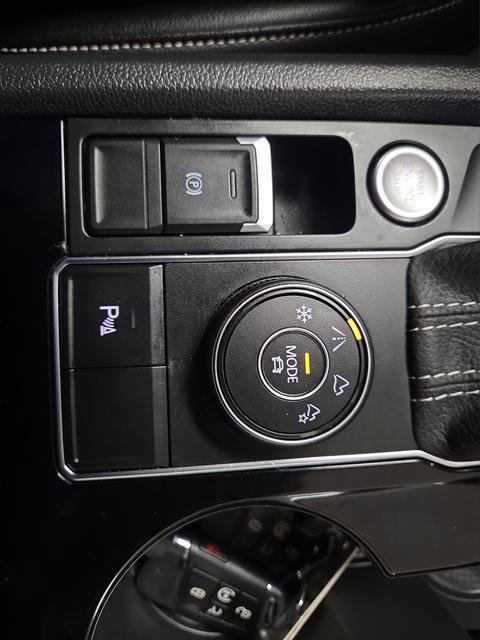 Used 2022 Volkswagen Atlas SE image 21