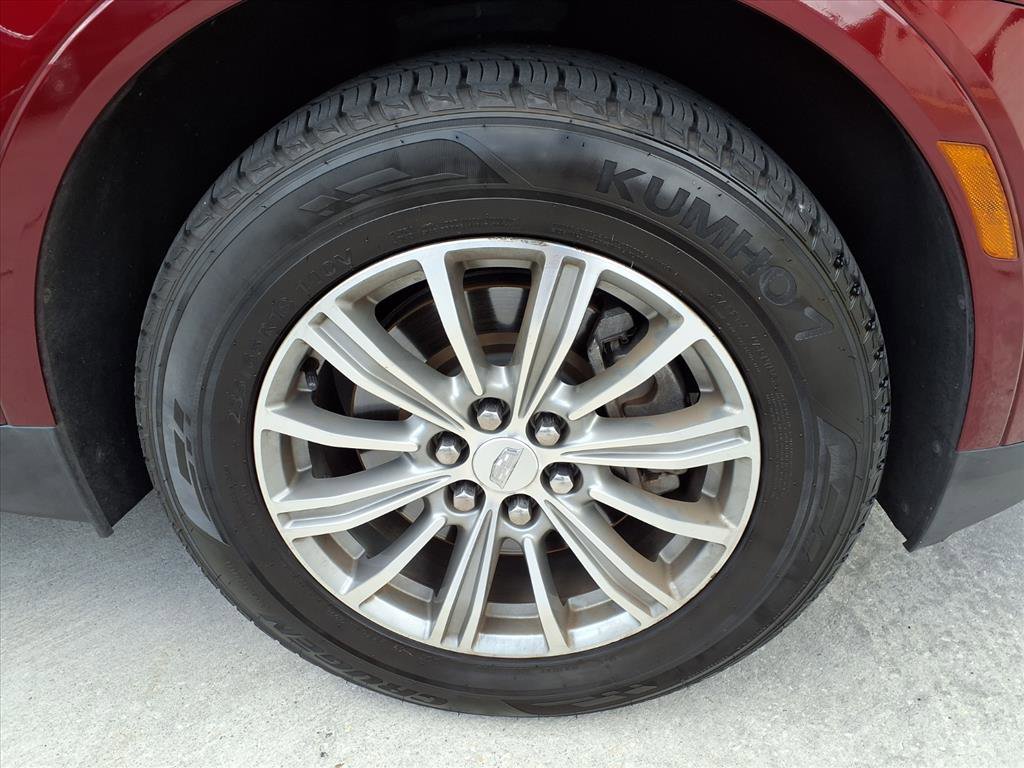 Used 2017 Cadillac XT5 Luxury w/ Driver Awareness Package FWD image 7