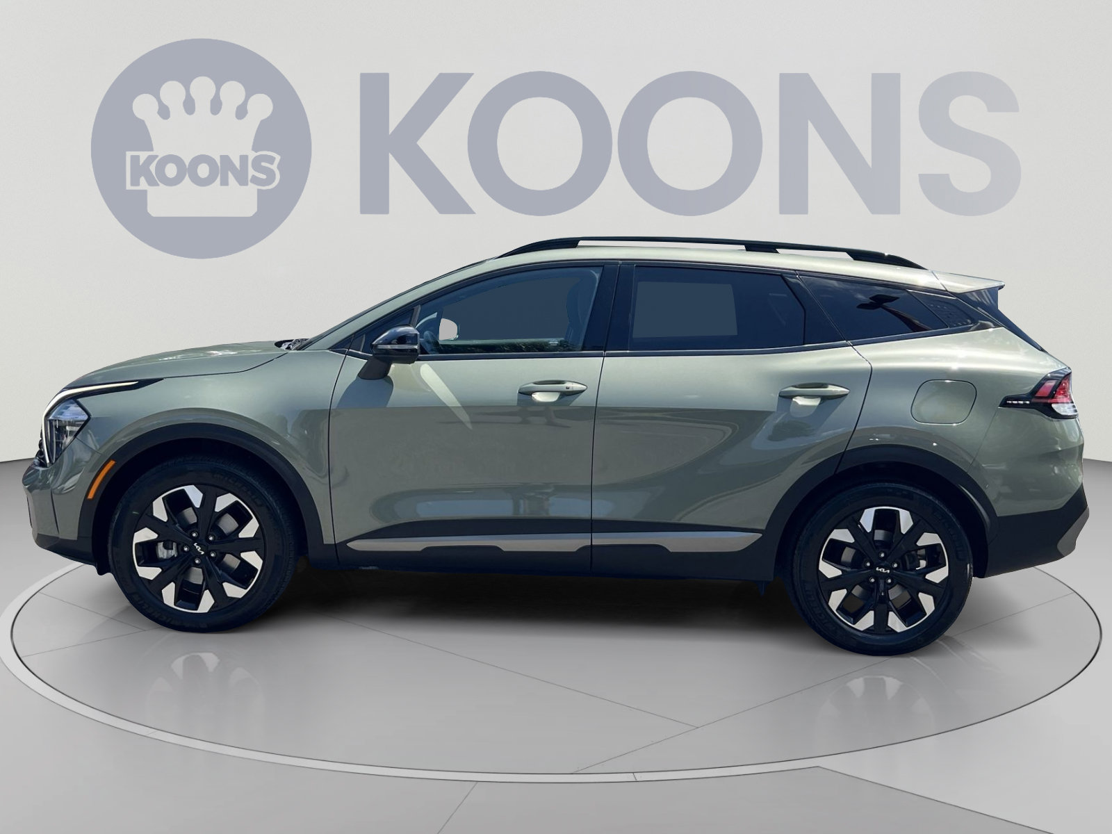 Used 2023 Kia Sportage X-Line AWD/4WD image 2