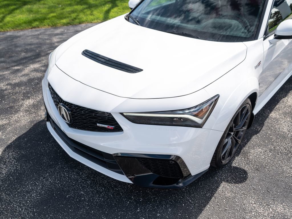 Certified 2025 Acura Integra Type S FWD image 9