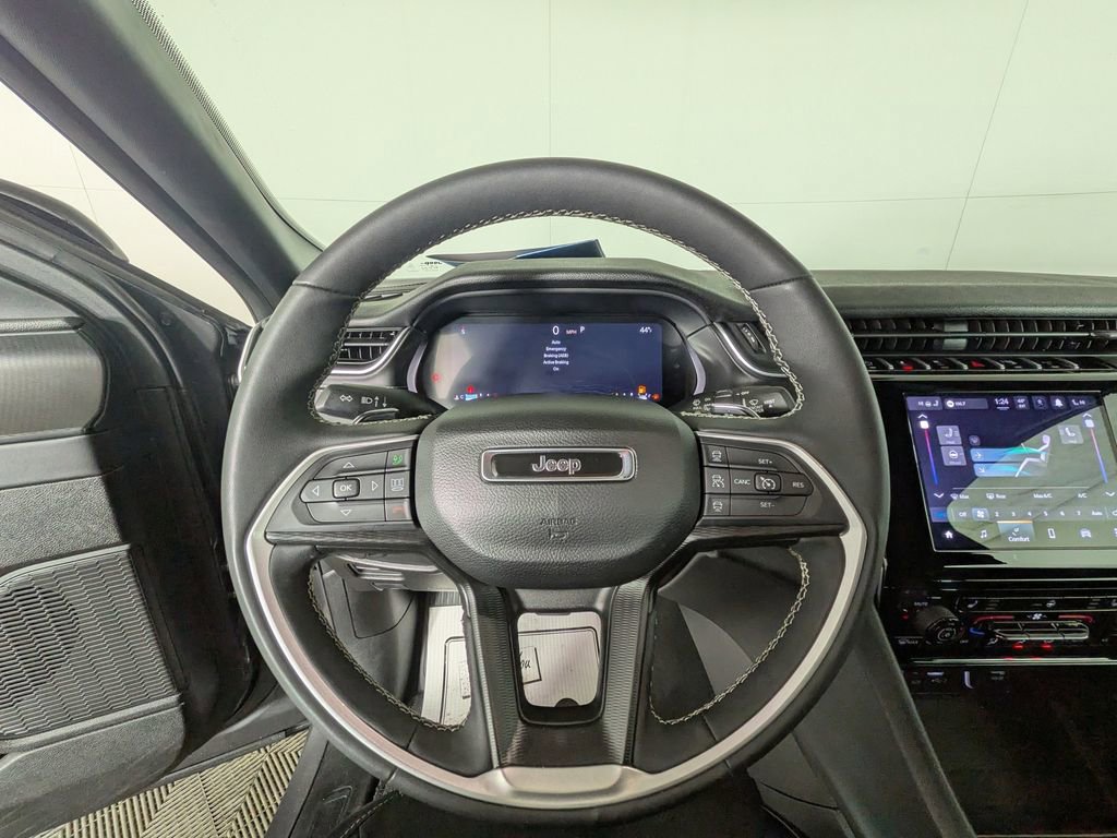 Certified 2024 Jeep Grand Cherokee Altitude image 21