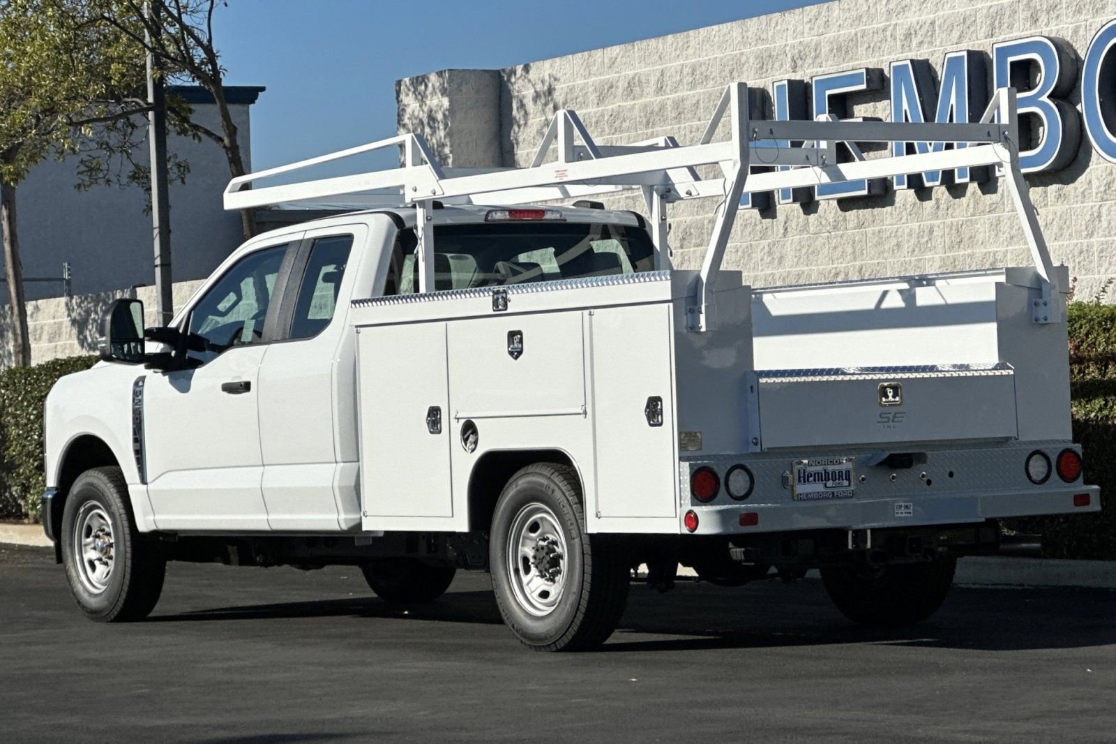 New 2026 Ford F250 XL w/ XL Chrome Package image 6