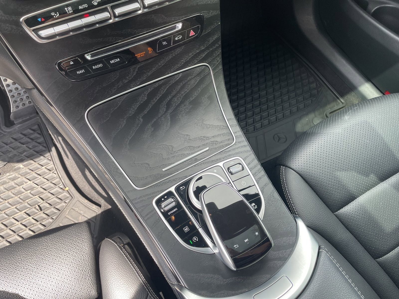 Used 2019 Mercedes-Benz GLC 300 4MATIC image 16