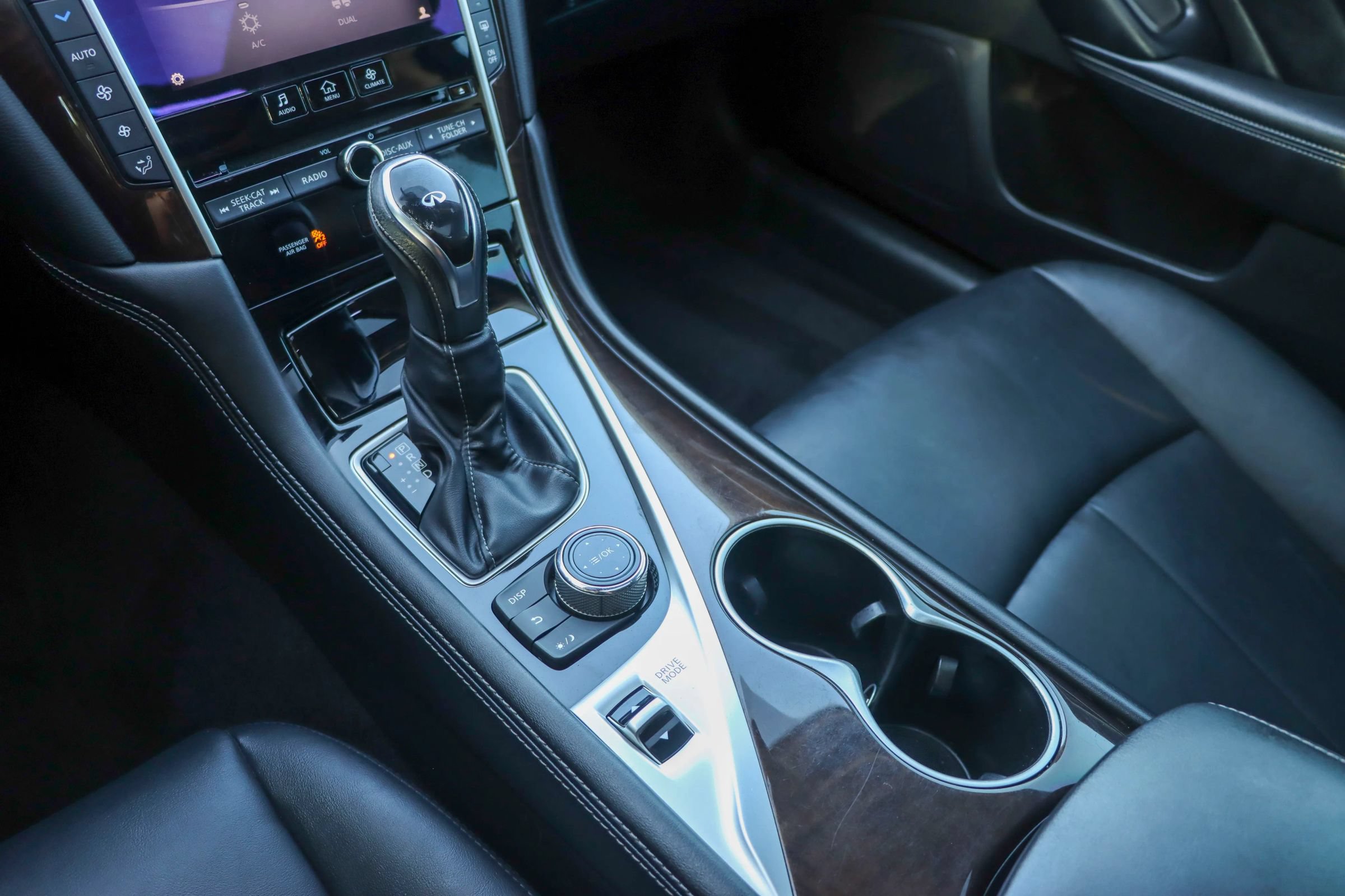 Used 2018 INFINITI Q50 Luxe RWD image 36