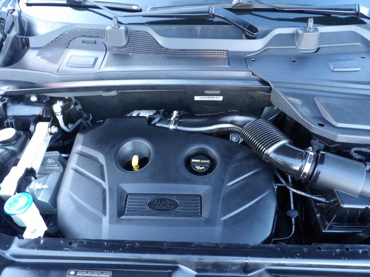 Used 2016 Land Rover Discovery Sport HSE image 14