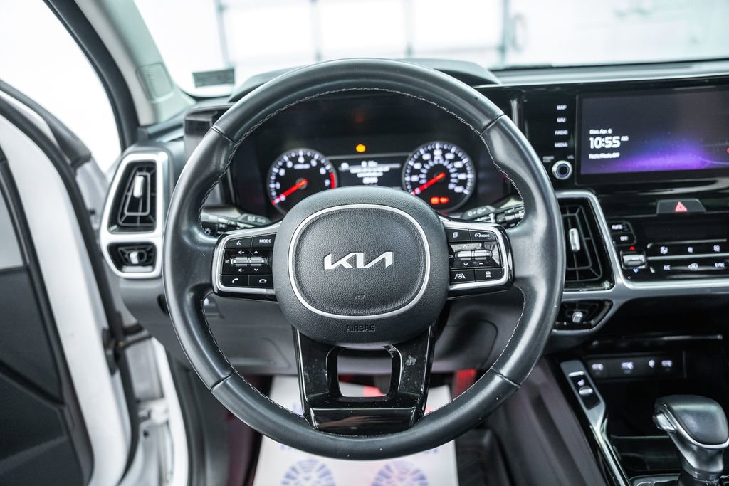 Used 2022 Kia Sorento SX AWD/4WD image 32