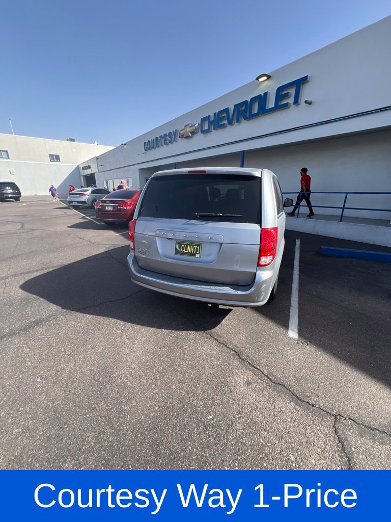 Used 2018 Dodge Grand Caravan SE FWD image 9