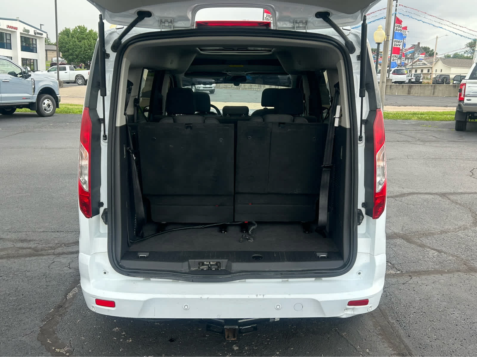 Used 2018 Ford Transit Connect XLT FWD image 6