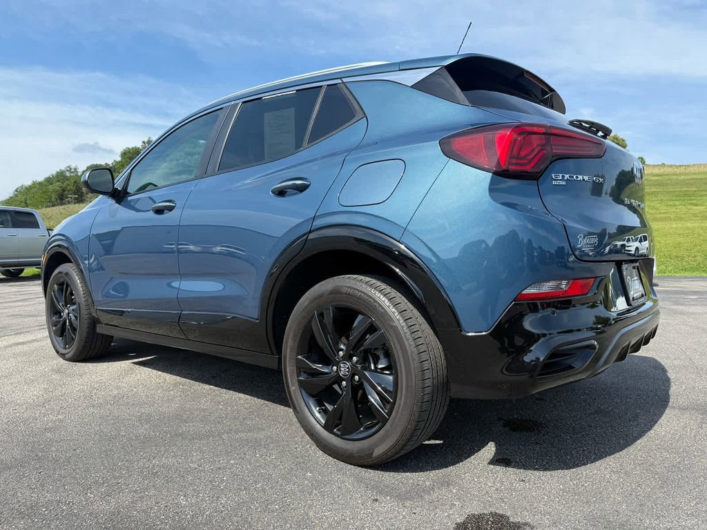 Used 2024 Buick Encore GX Sport Touring w/ Advanced Technology Package image 3