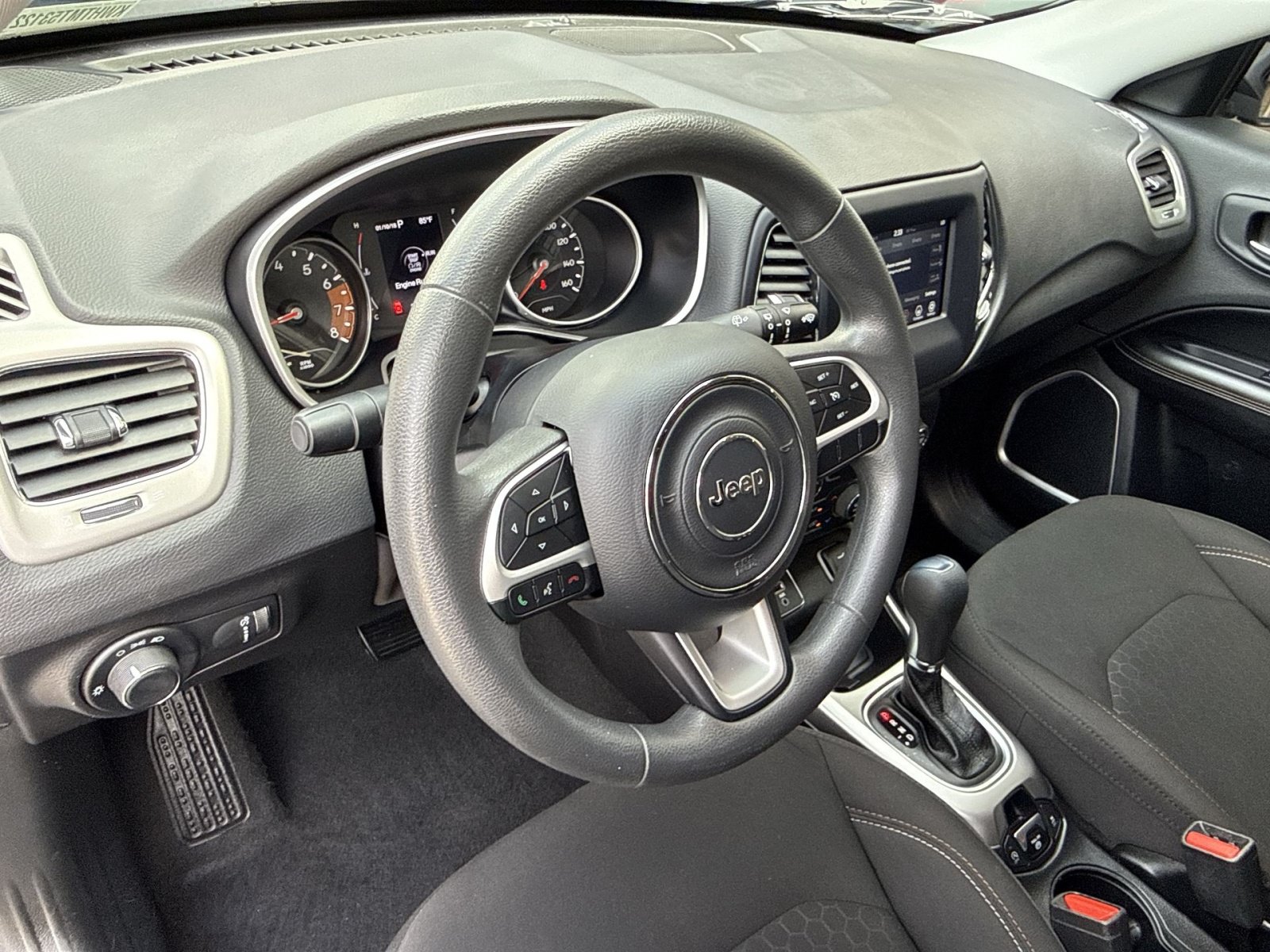 Used 2021 Jeep Compass Sport FWD image 16