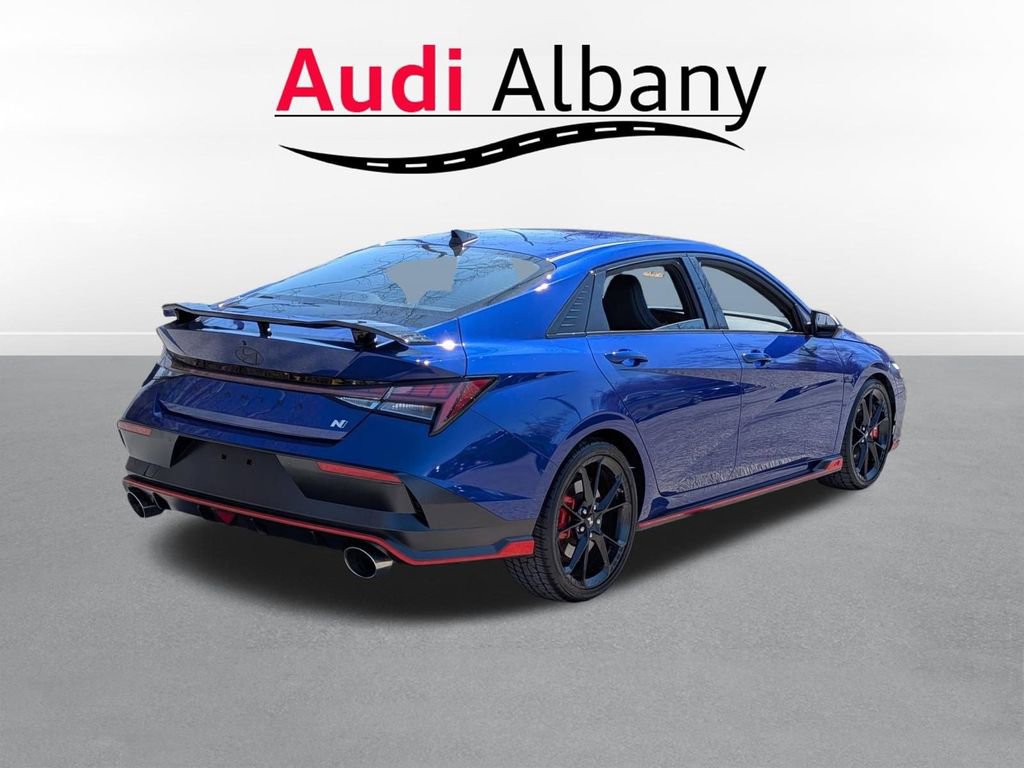 Used 2025 Hyundai Elantra N image 4