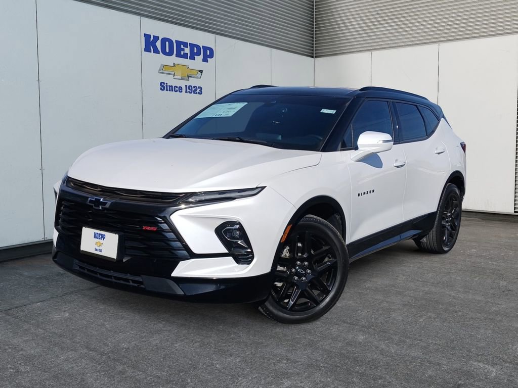 Used 2023 Chevrolet Blazer RS w/ Enhanced Convenience Package image 1