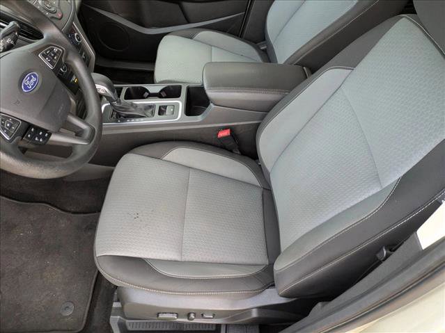 Used 2018 Ford Escape SE image 15