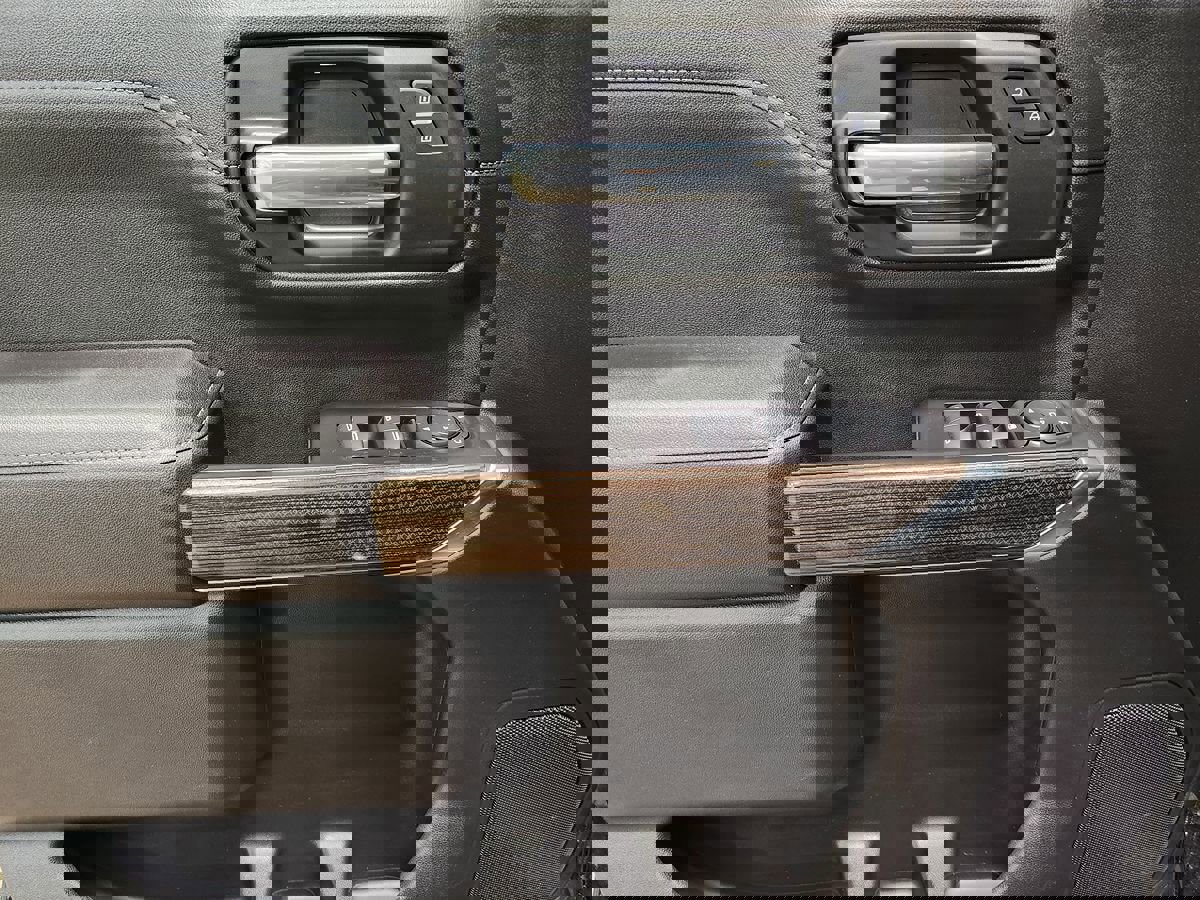 Used 2021 Chevrolet Silverado 1500 LT w/ Texas Edition Plus image 40