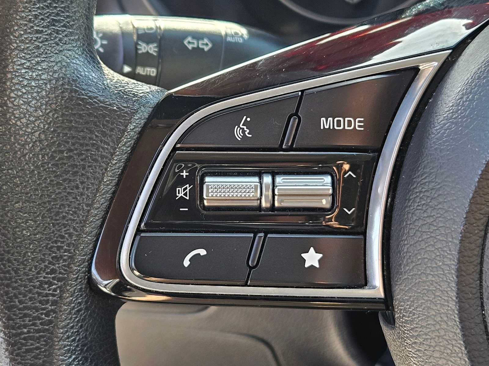 Certified 2024 Kia Forte LXS FWD image 22