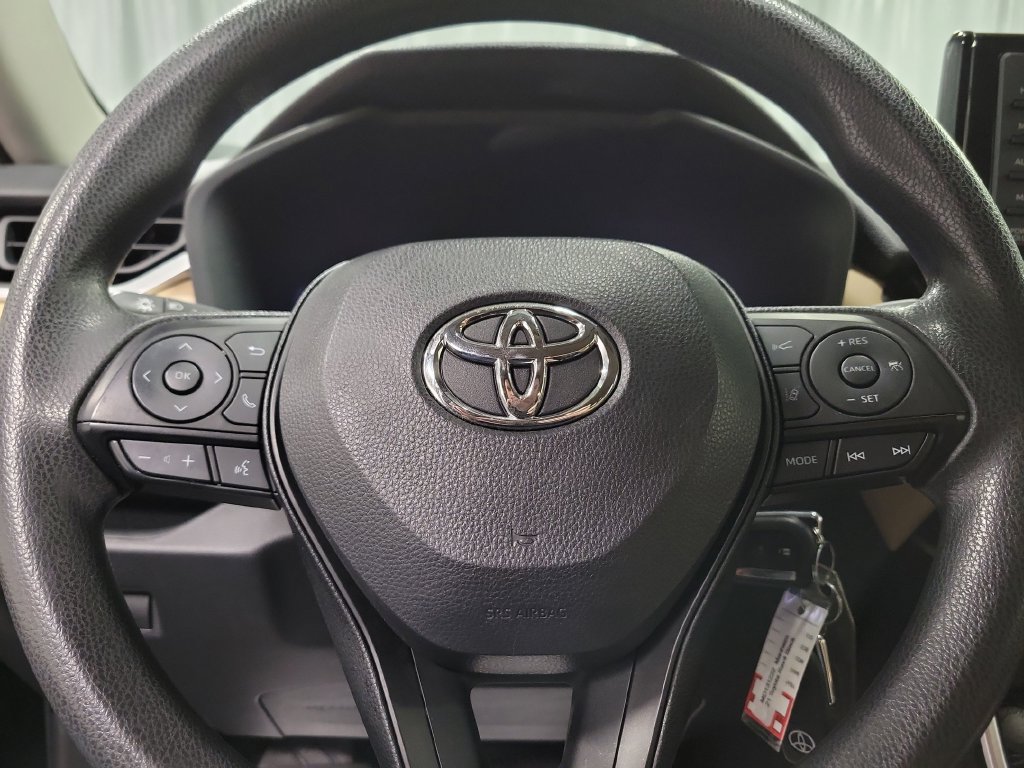 Used 2021 Toyota RAV4 LE w/ Protection Package (TMS) AWD/4WD image 22