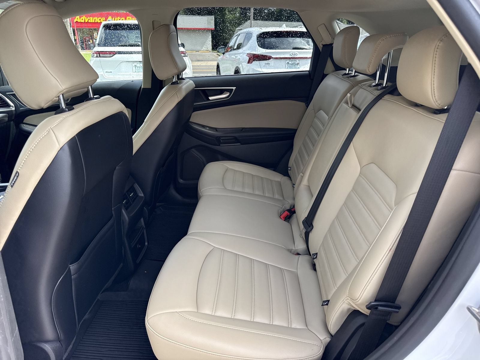 Used 2023 Ford Edge SEL AWD/4WD image 10