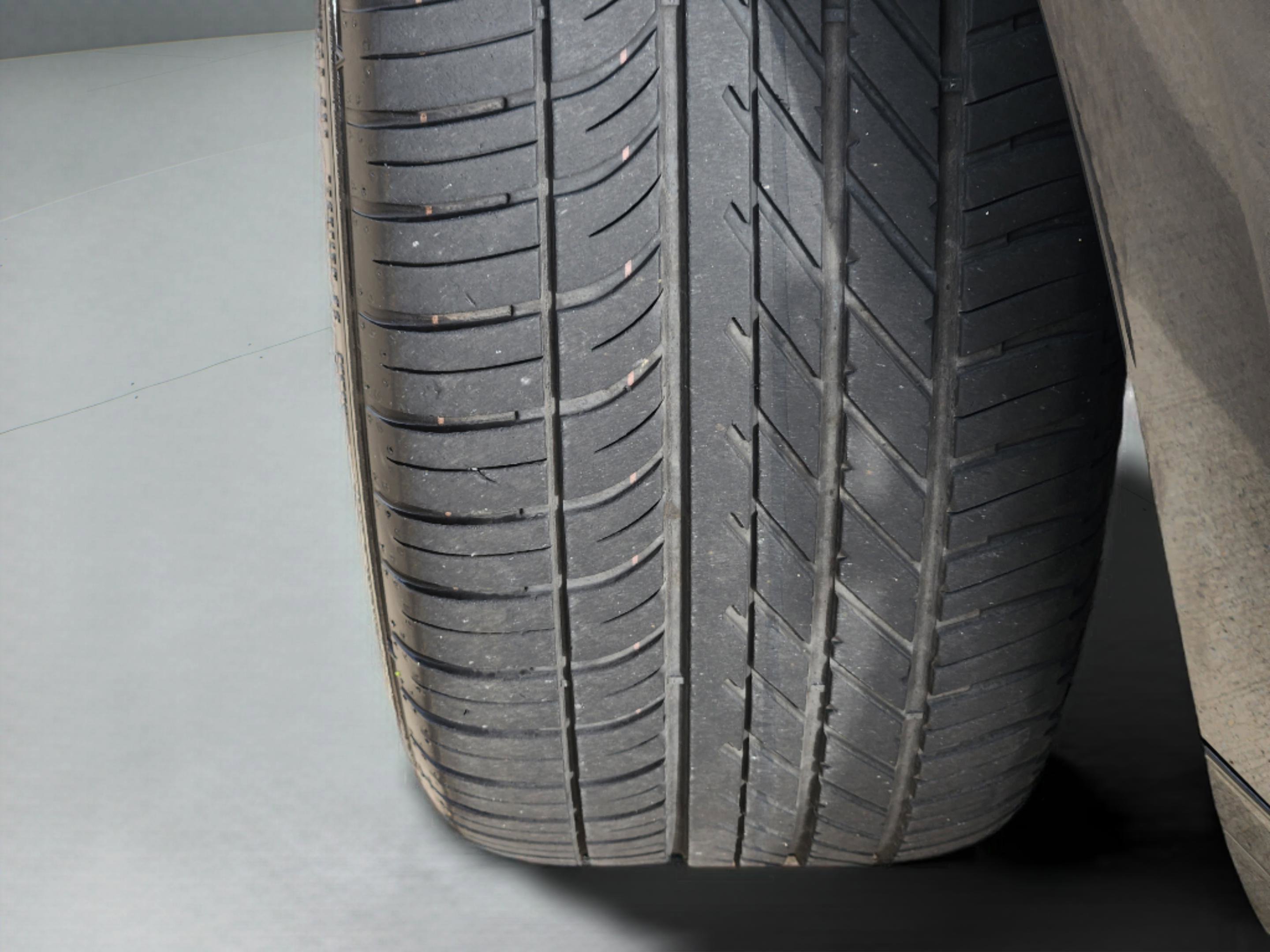 Certified 2024 Land Rover Range Rover Evoque Dynamic SE AWD/4WD image 34