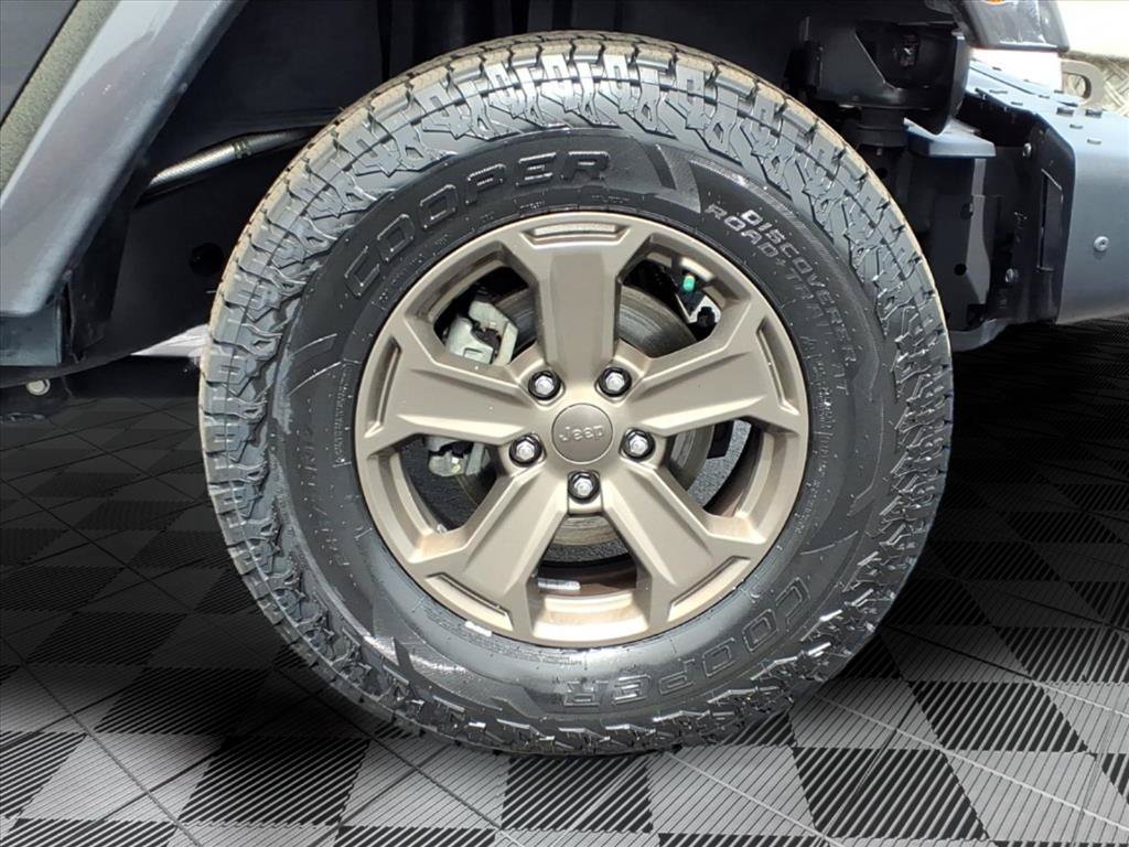 Used 2018 Jeep Wrangler Unlimited Sport AWD/4WD image 9