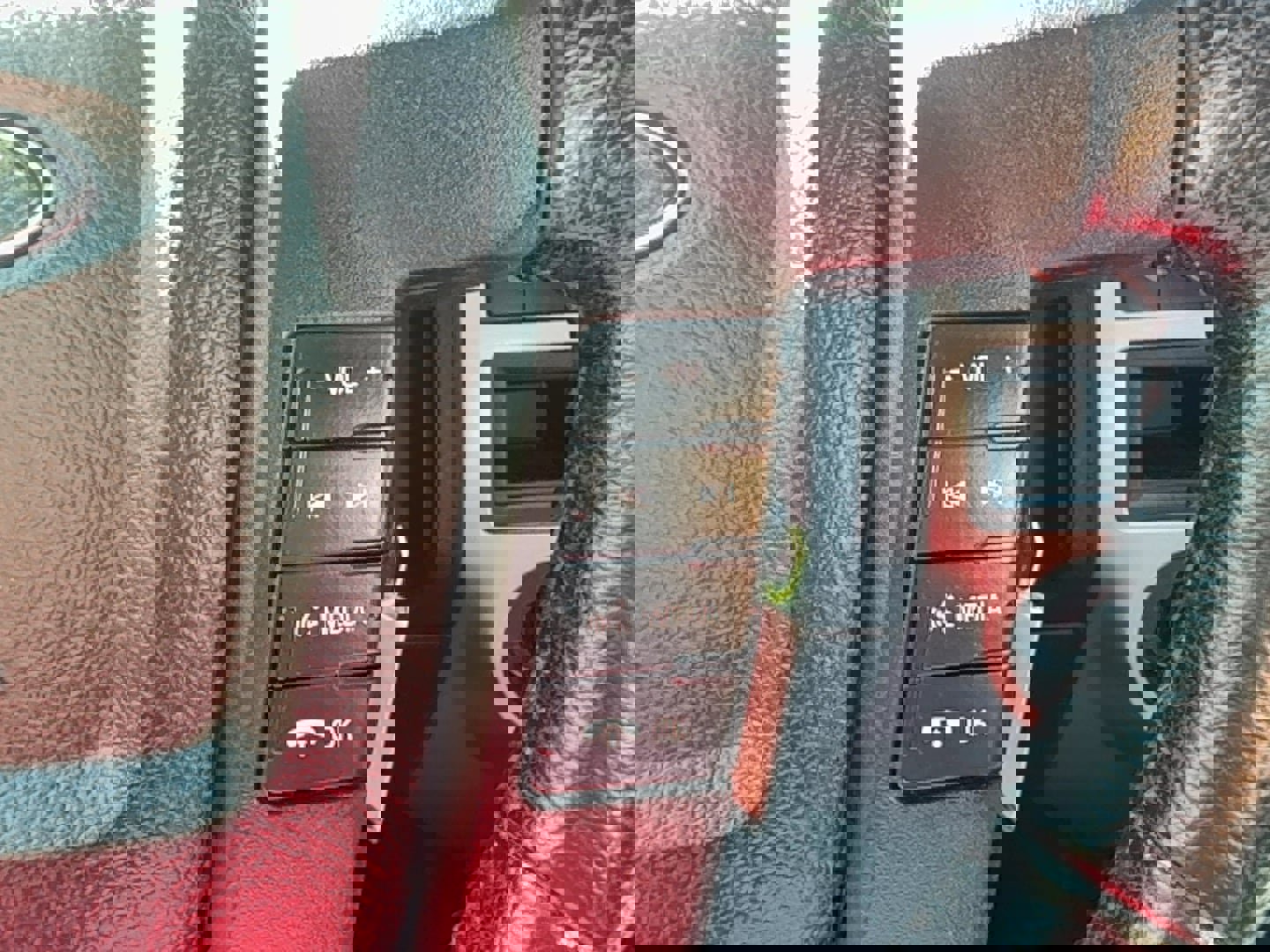 Used 2016 Ford Expedition EL XLT image 28