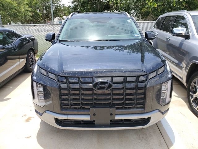 Used 2024 Hyundai Palisade SEL FWD image 2