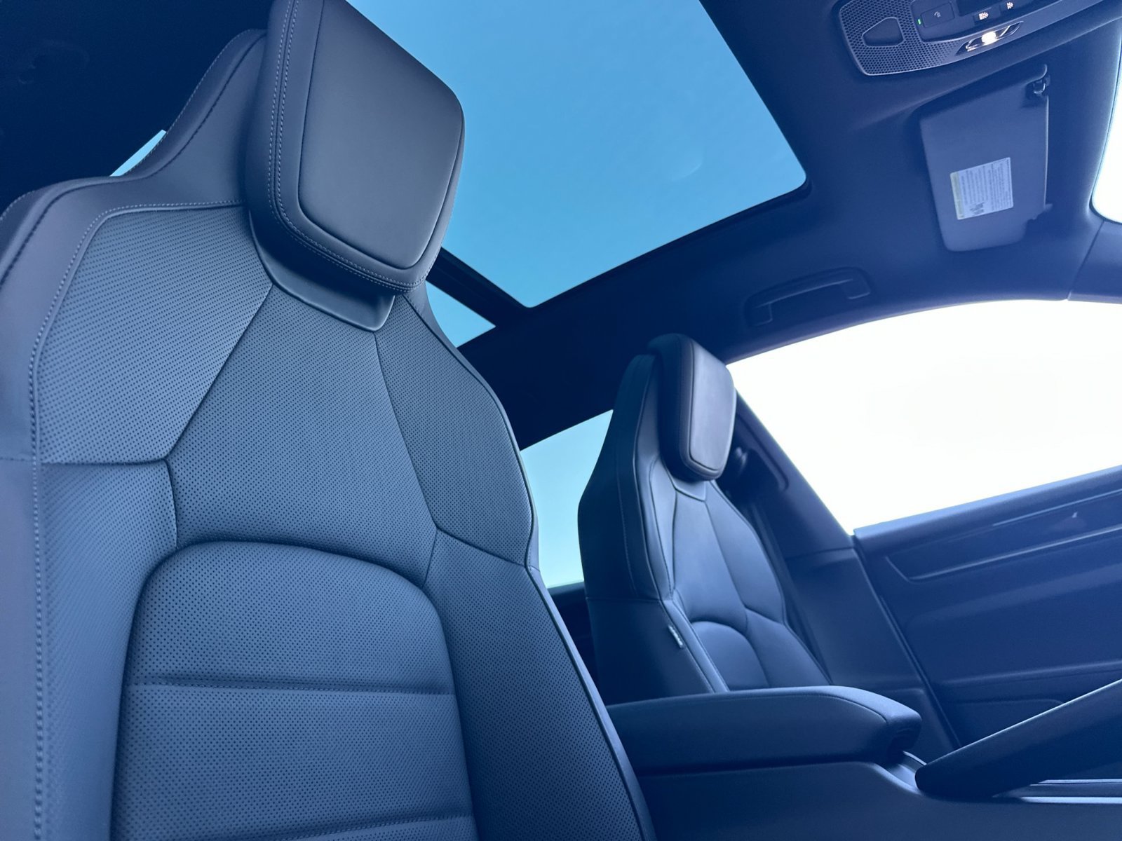 New 2026 Porsche Macan 4 Electric AWD/4WD image 20