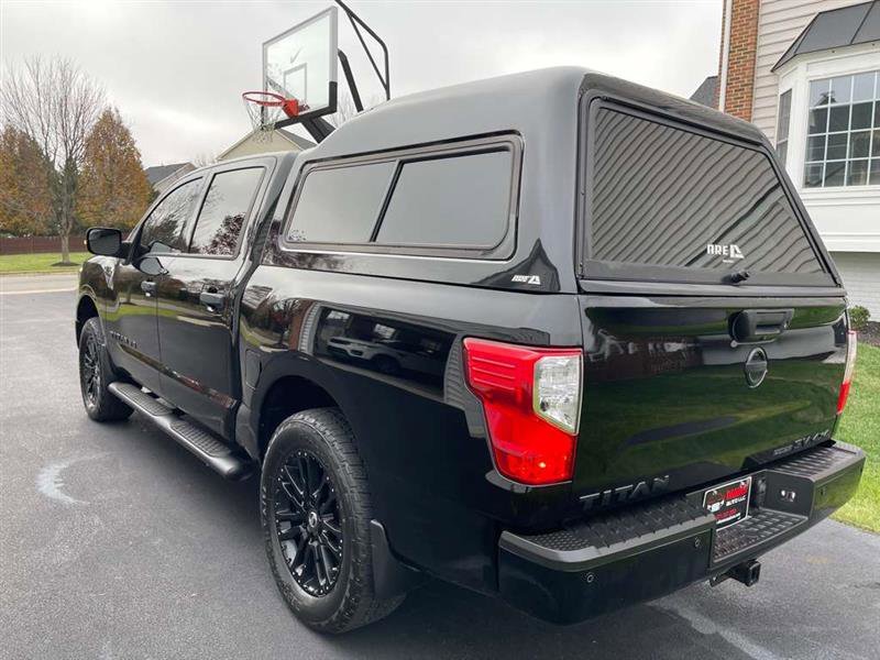 Used 2018 Nissan Titan SV w/ SV Convenience Package image 53