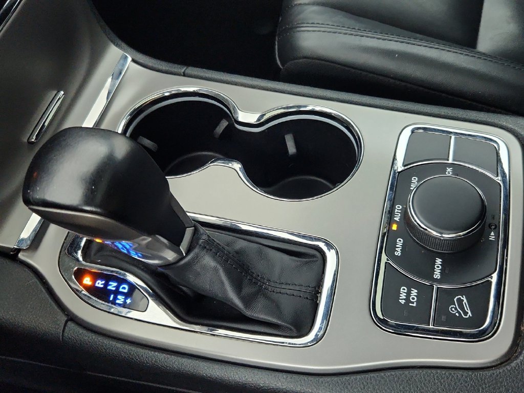 Certified 2022 Jeep Grand Cherokee Limited AWD/4WD image 15