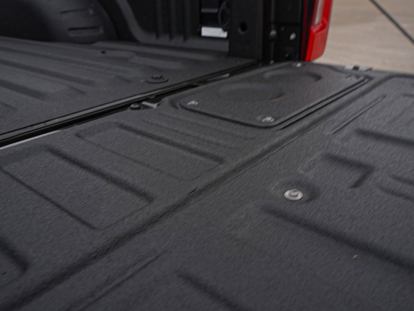 Used 2024 Ford F350 Limited w/ FX4 Off-Road Package image 11